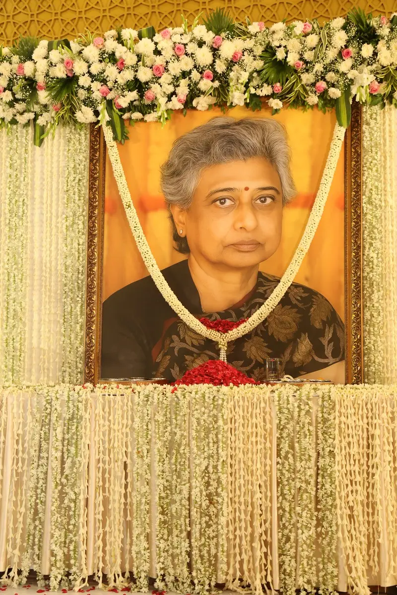 Nandamuri Family Tributes to Nandamuri Padmaja
