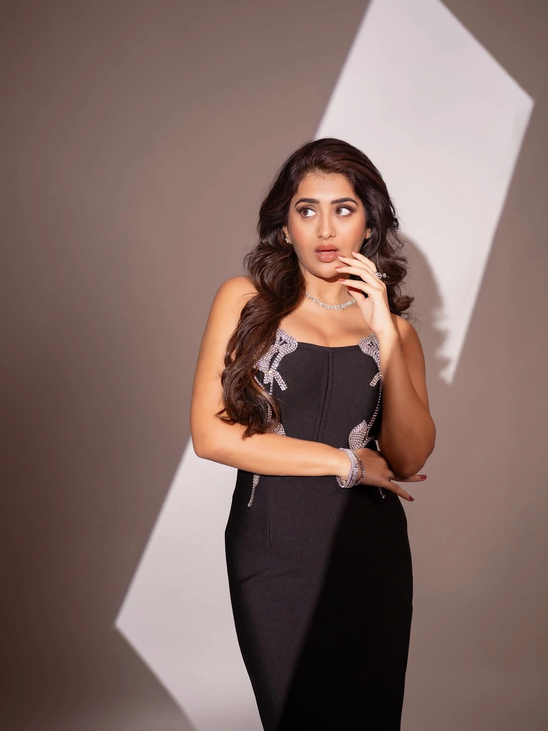 Rashi Singh Stylish Looks in Black Dress