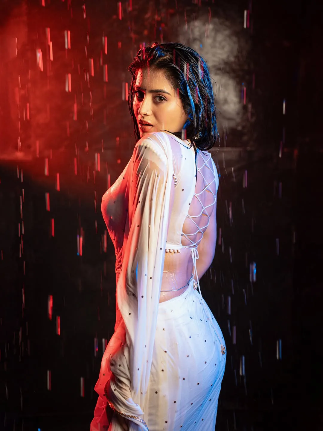 Rashi Singh Sizzling Photos in Rain