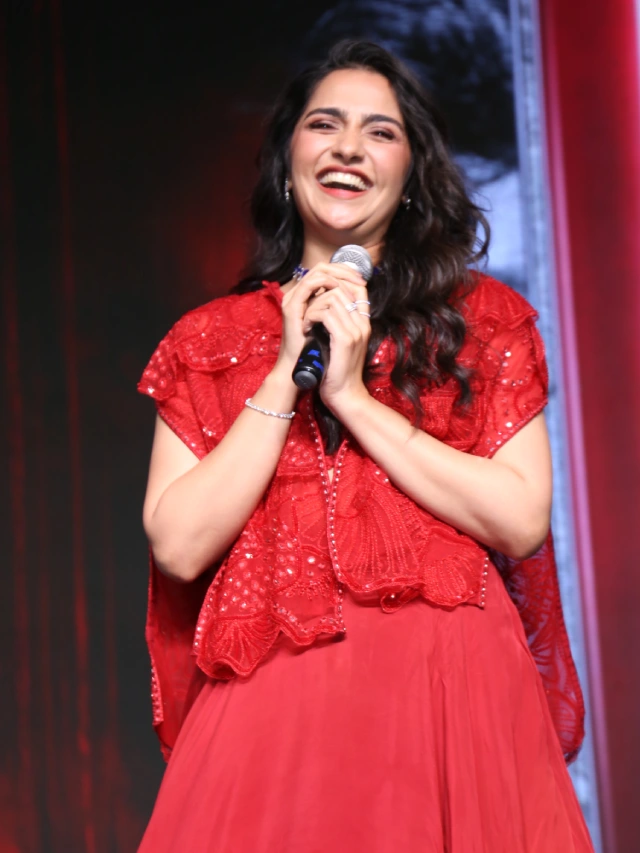 Rukmini Vasanth Shines in Madharaasi Pre Release Event