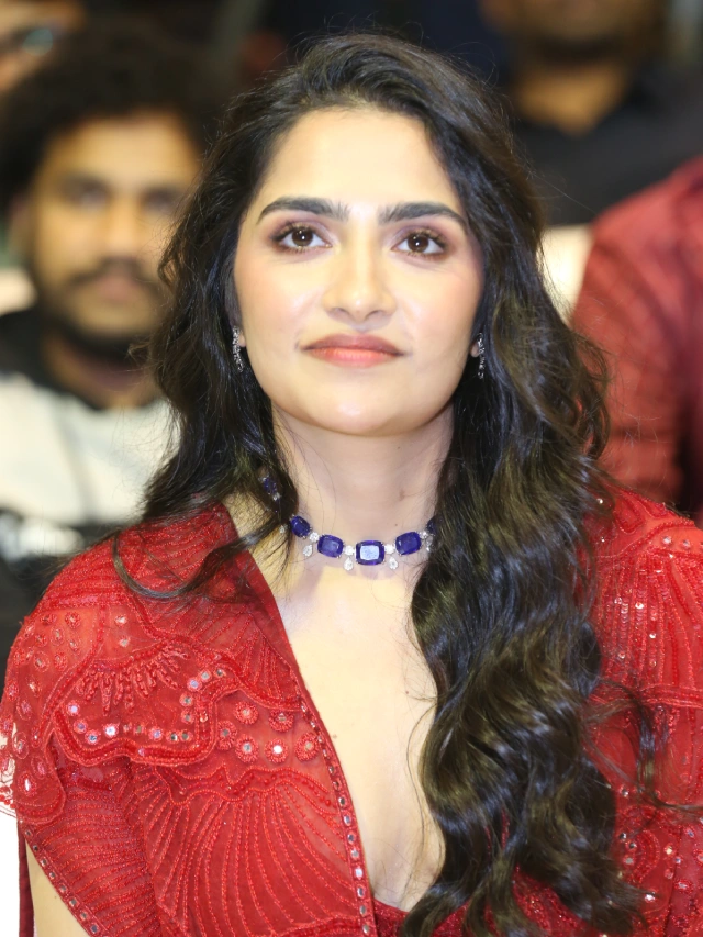 Rukmini Vasanth Shines in Madharaasi Pre Release Event