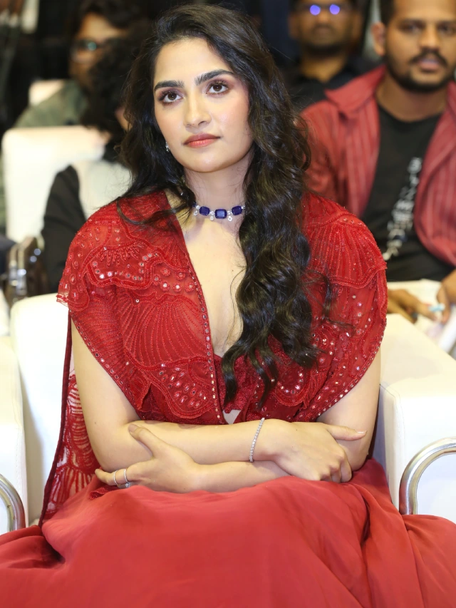 Rukmini Vasanth Shines in Madharaasi Pre Release Event