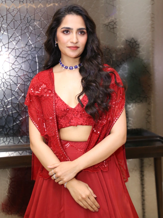 Rukmini Vasanth Shines in Madharaasi Pre Release Event