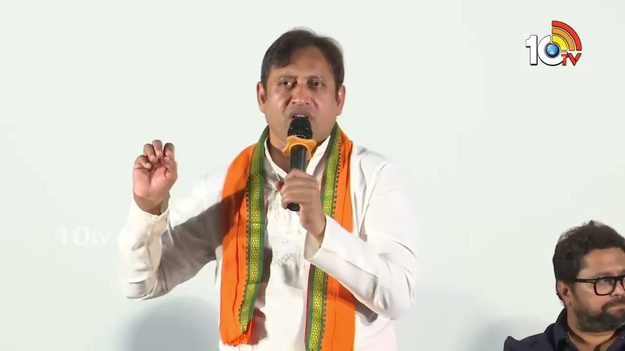 ఎలా సినిమాలు తీయాలి? మా భవిష్యత్ ఏంటి? మా రిటర్న్స్ ఏంటి? మేం బతకాలా? చావాలా?: నిర్మాత ఎస్కేఎన్ ఎలా సినిమాలు తీయాలి? మా భవిష్యత్ ఏంటి? మా రిటర్న్స్ ఏంటి? మేం బతకాలా? చావాలా?: నిర్మాత ఎస్కేఎన్