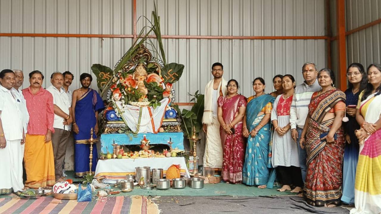 Selfie with Ganesha: వినాయక చవితి స్పెషల్.. 10టీవీ “సెల్ఫీ విత్‌ గణేశా” ఫొటోలు