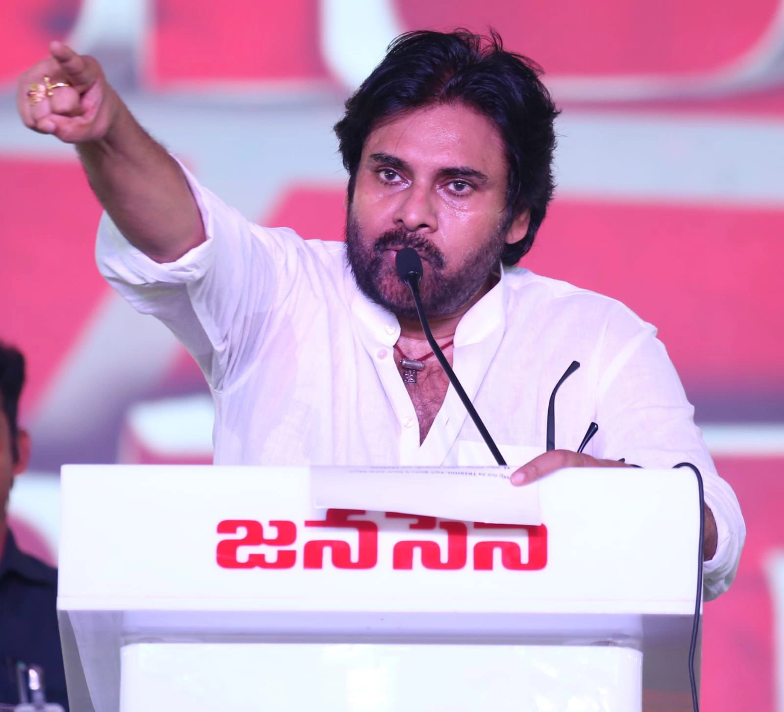 Sena tho Senani Pawan Kalyan Janasena Vizag Meeting