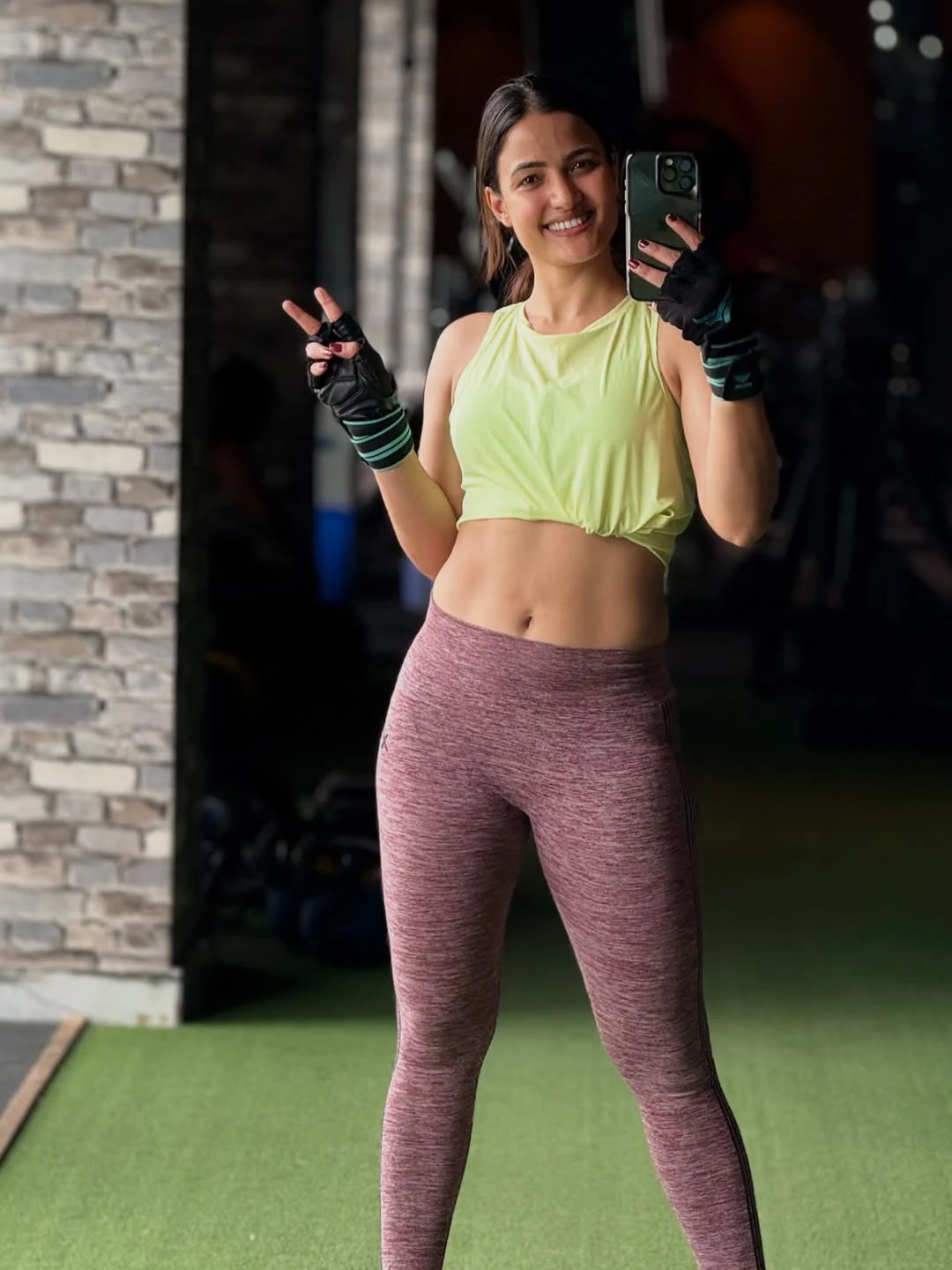 Siri Hanumanthu Hard Working in Gym