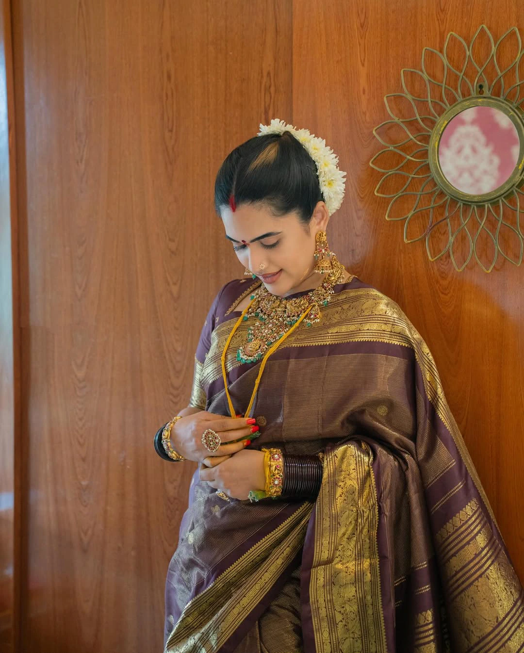 Sravanthi Chokarapu Perform Pooja in her Home