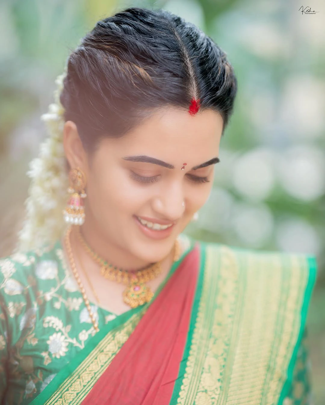Varalakshmi Vratham Anchor Sravanthi Chokarapu Traditional Photos