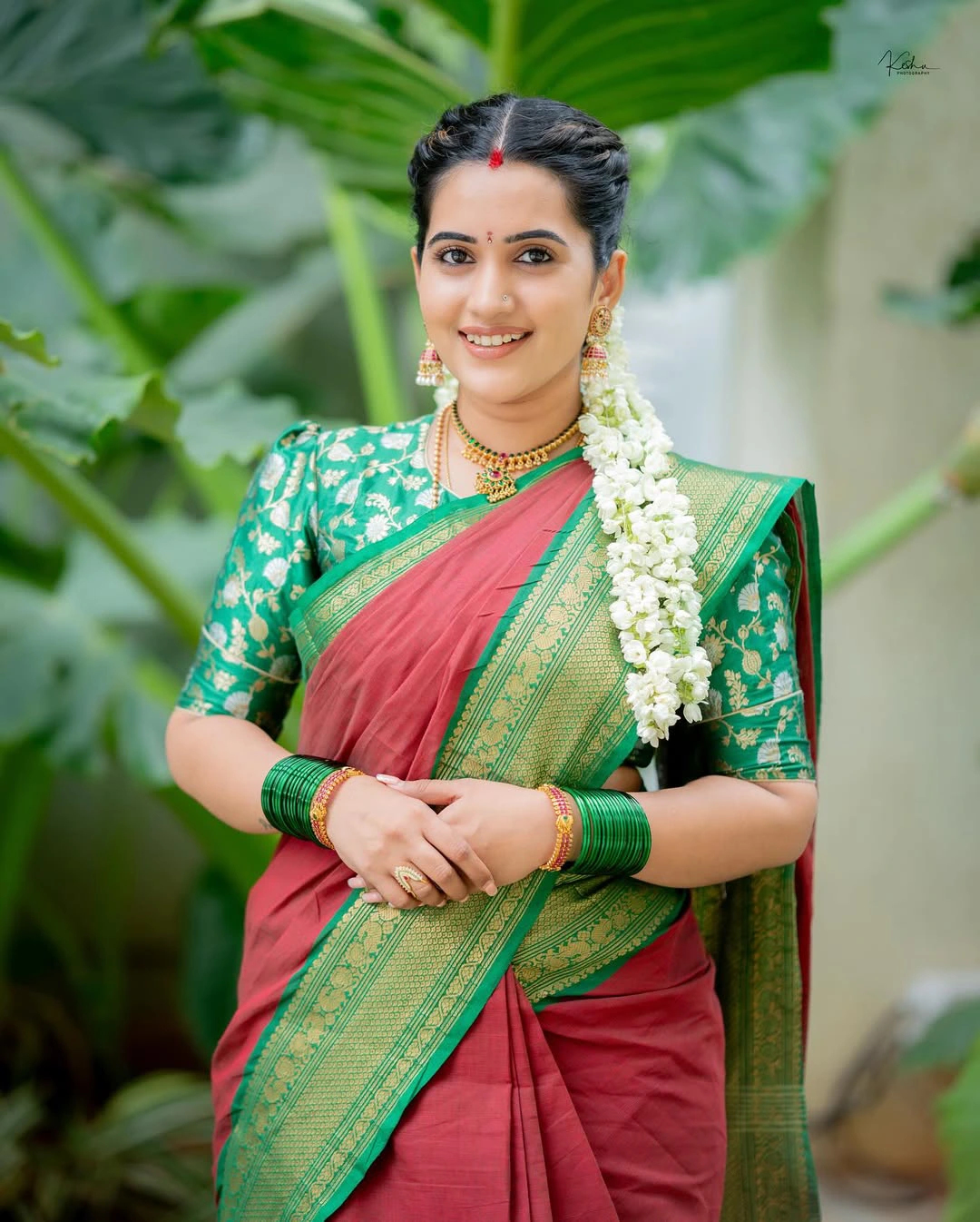 Varalakshmi Vratham Anchor Sravanthi Chokarapu Traditional Photos