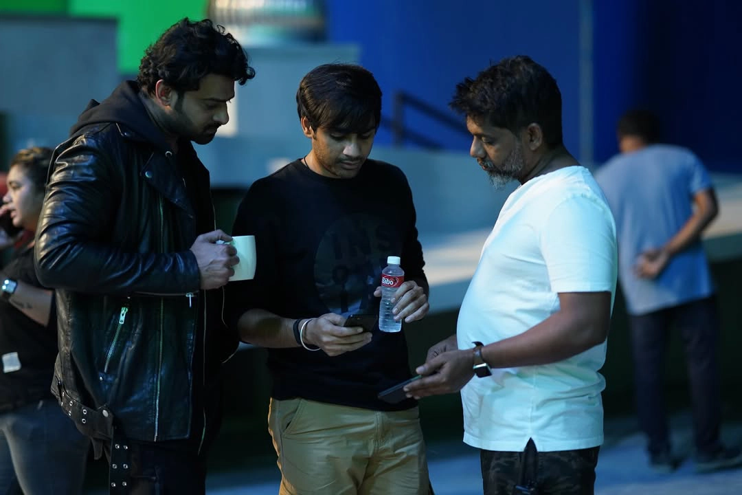 Sujeeth Shares Prabhas Saaho Working Stills