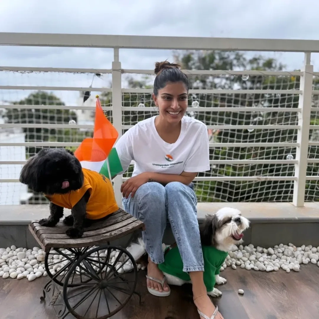 Varalaxmi Sarathkumar Independence Day Special Photos