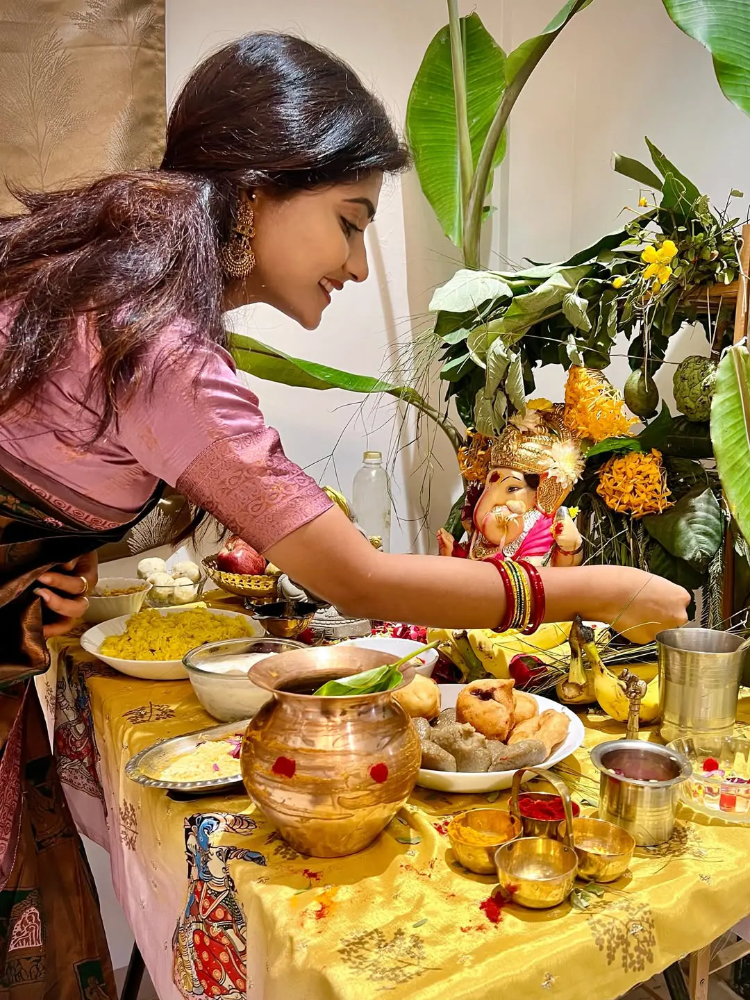 Bigg Boss Vasanthi Krishnan Vinayaka Chavithi Celebrations with her Husband