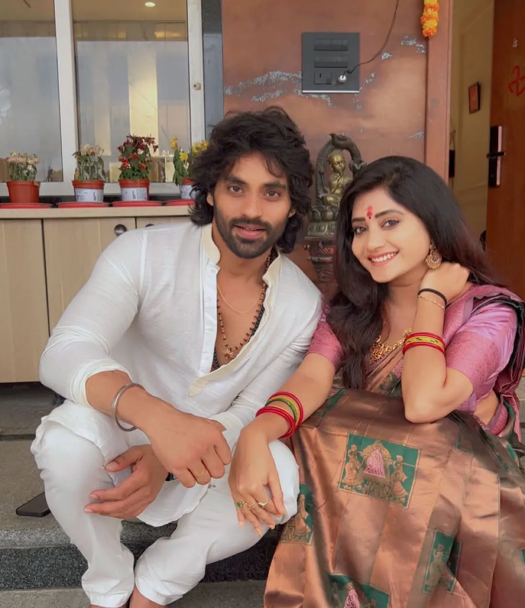 Bigg Boss Vasanthi Krishnan Vinayaka Chavithi Celebrations with her Husband