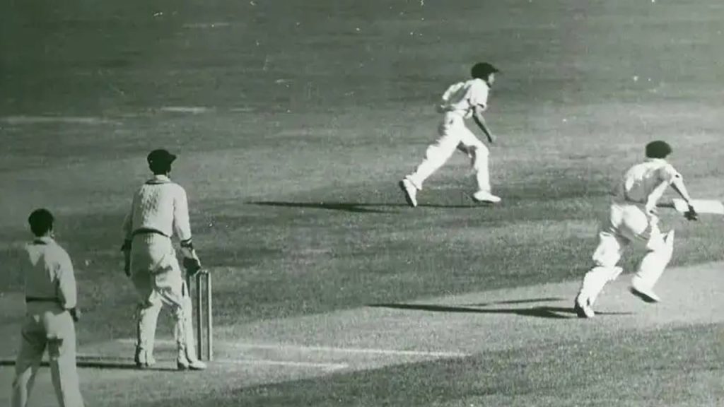 World Record Victoria team score 1107 runs in an innings in 1926