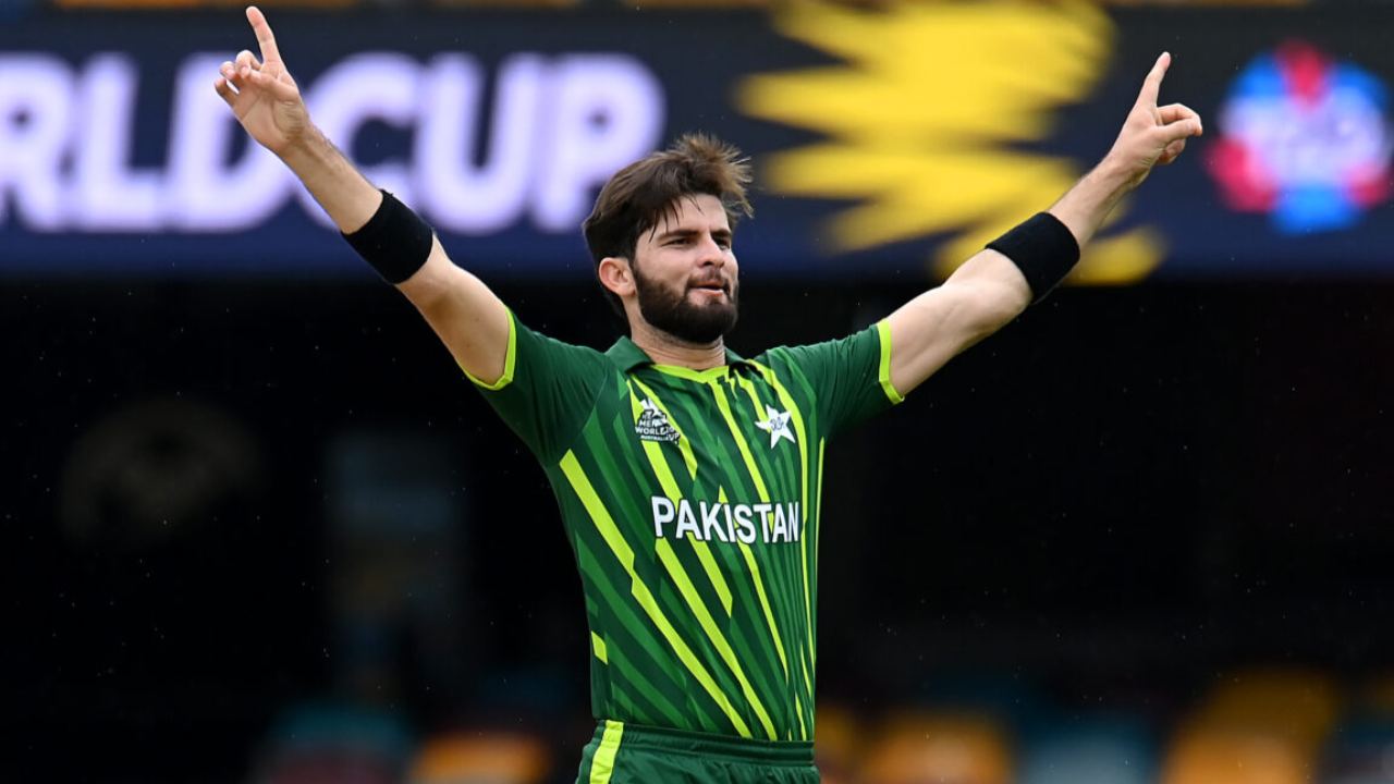 Shaheen Afridi : పాకిస్తాన్ పేసర్ షాహీన్ అఫ్రిది వరల్డ్ రికార్డ్.. Shaheen Afridi : పాకిస్తాన్ పేసర్ షాహీన్ అఫ్రిది వరల్డ్ రికార్డ్..