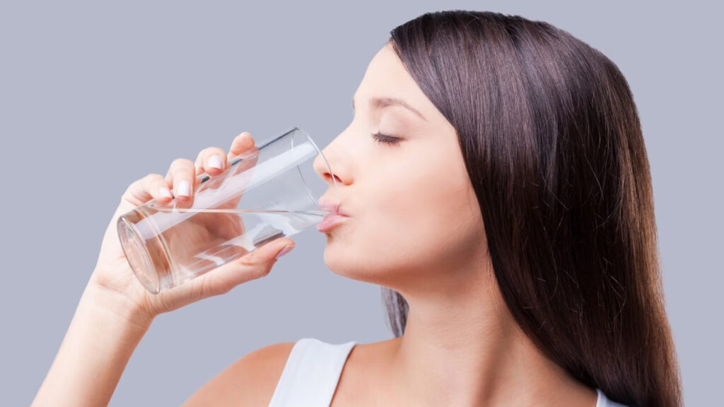 Health problems caused by drinking water while standing