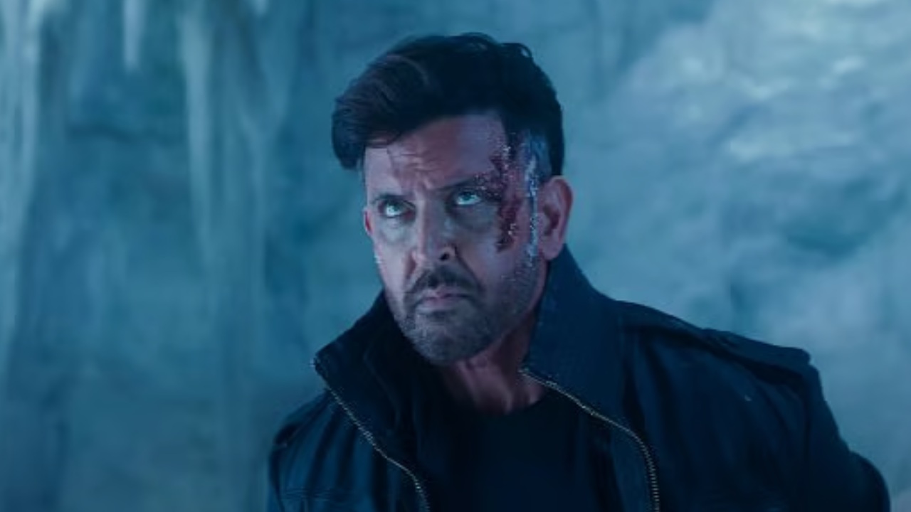 Hrithik Roshan : వార్ 2 రిలీజ్ కి ముందు 31 కోట్లు ఖర్చుపెట్టిన హృతిక్ రోషన్.. ఎందుకంటే..? Hrithik Roshan : వార్ 2 రిలీజ్ కి ముందు 31 కోట్లు ఖర్చుపెట్టిన హృతిక్ రోషన్.. ఎందుకంటే..?
