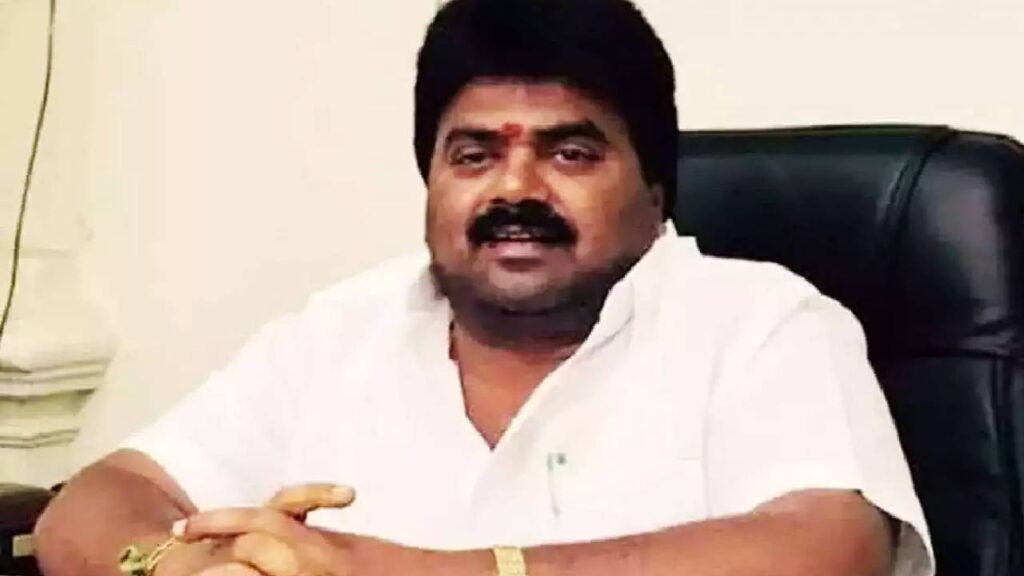Kuna Ravi