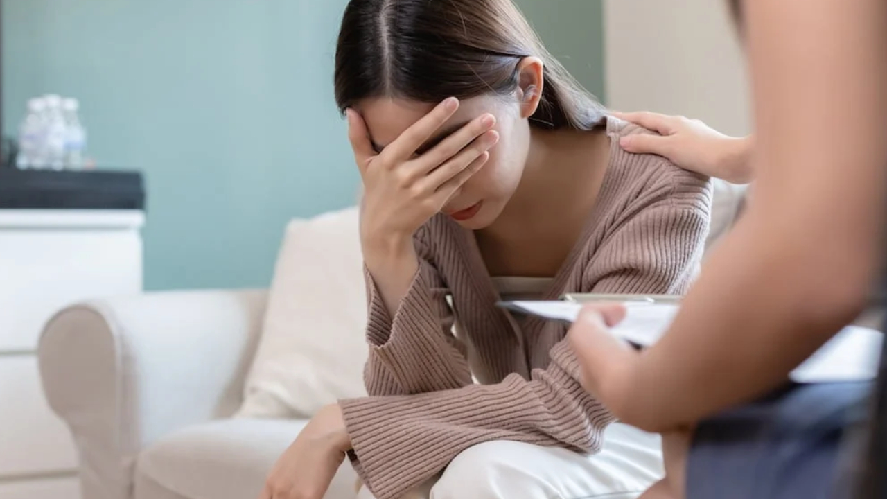 Early Puberty: ప్రమాదంలో ఆడపిల్లలు.. త్వరగా యవ్వనత్వానికి ఎందుకు వస్తున్నారో తెలుసా.. భయంకరమైన నిజాలు Early Puberty: ప్రమాదంలో ఆడపిల్లలు.. త్వరగా యవ్వనత్వానికి ఎందుకు వస్తున్నారో తెలుసా.. భయంకరమైన నిజాలు