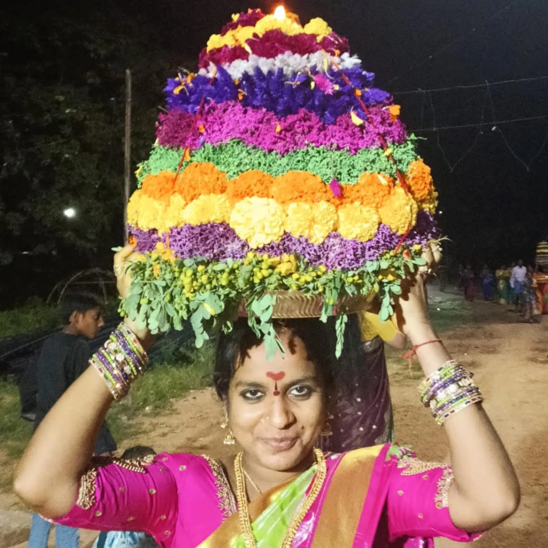 10TVs Selfie With Saddula Bathukamma