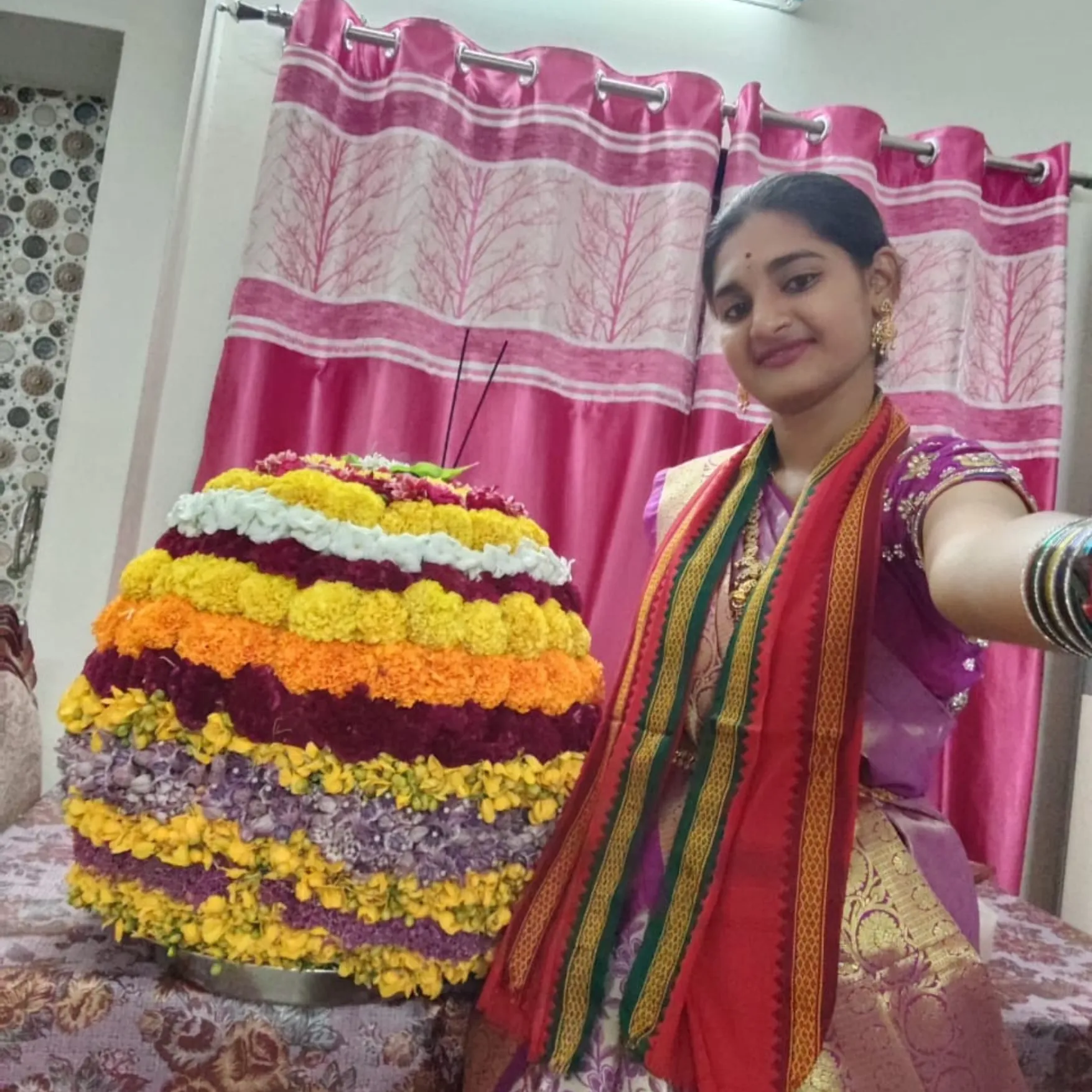 10TVs Selfie With Saddula Bathukamma