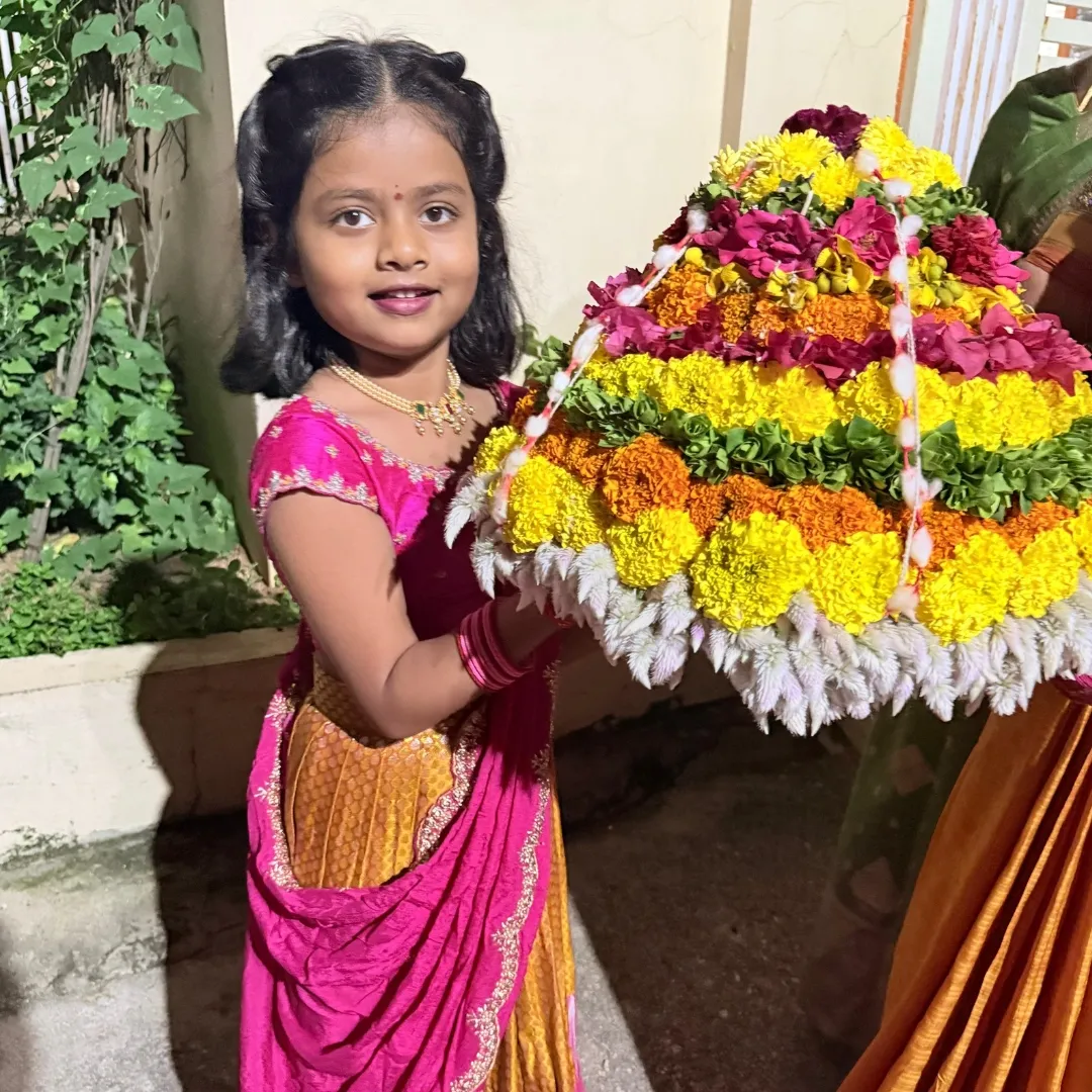 10tv Bathukamma Selfies