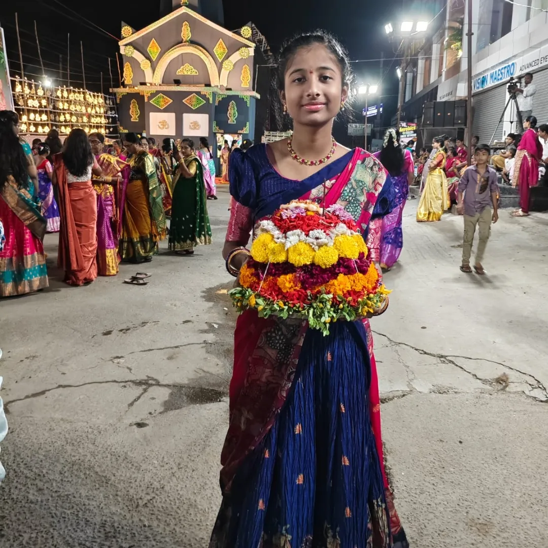 10tv Bathukamma Selfies