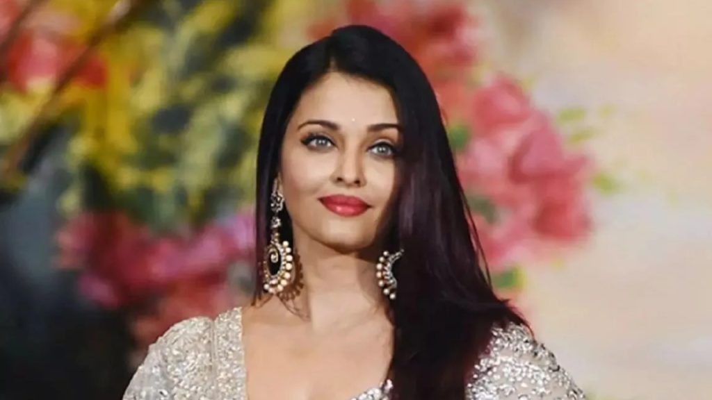Aishwarya moves High Court to stop using her photos without permission