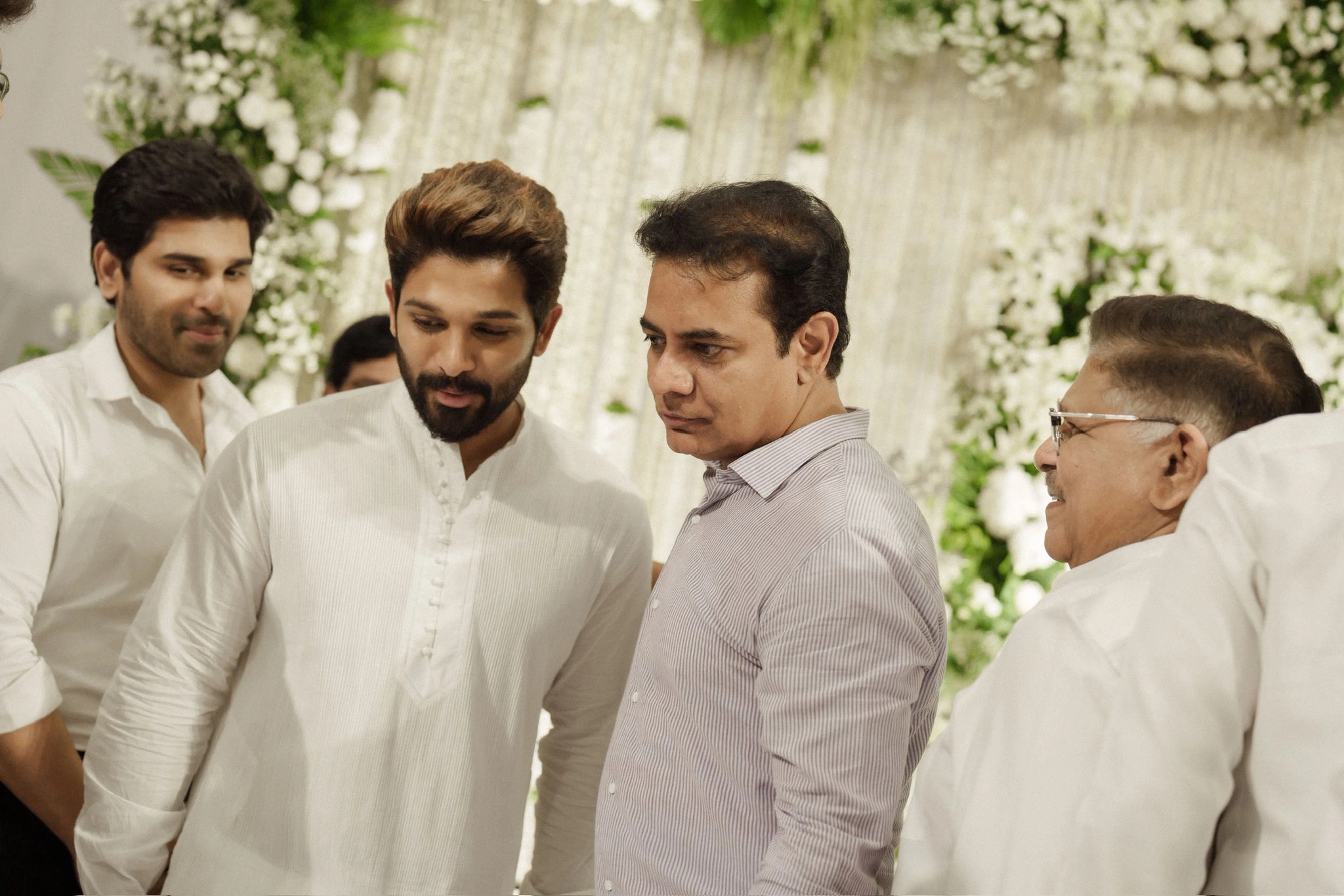 Allu Arjun Grand Mother Final Rituals