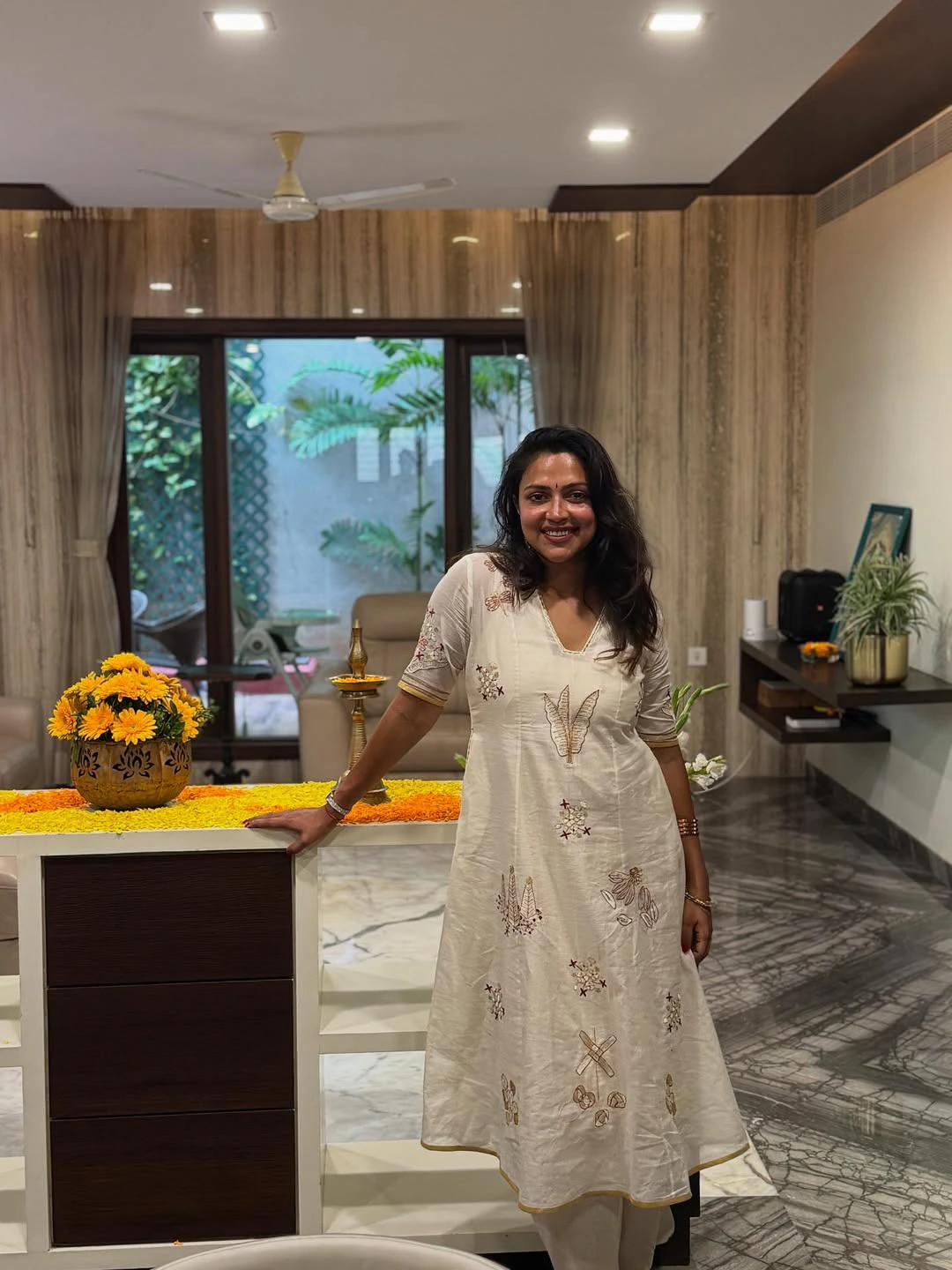 Amala Paul Celebrates Onam Festival With Family
