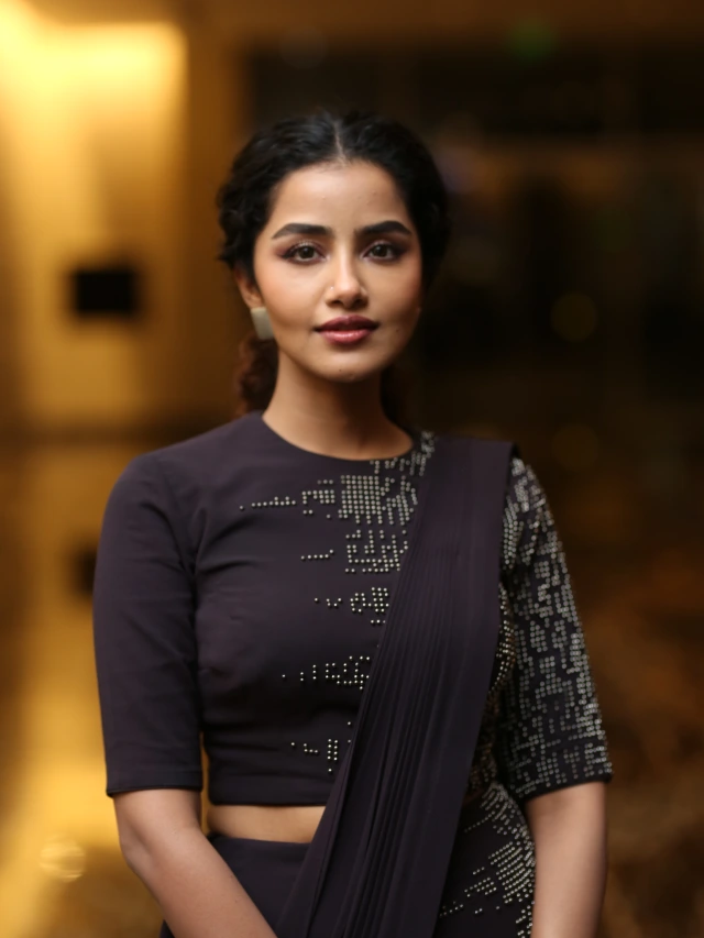 Anupama Parameswaran Shines in Kishkindhapuri Pre Release Event