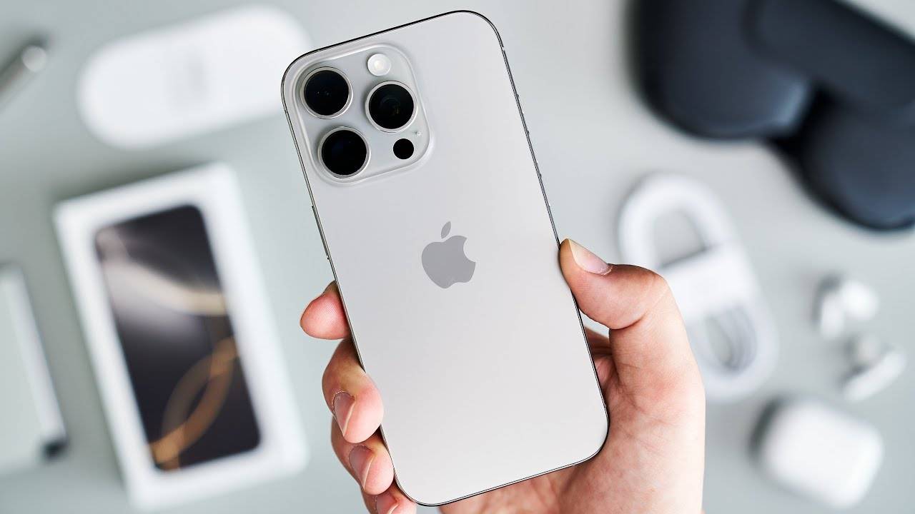Apple iPhone 16 Pro Max