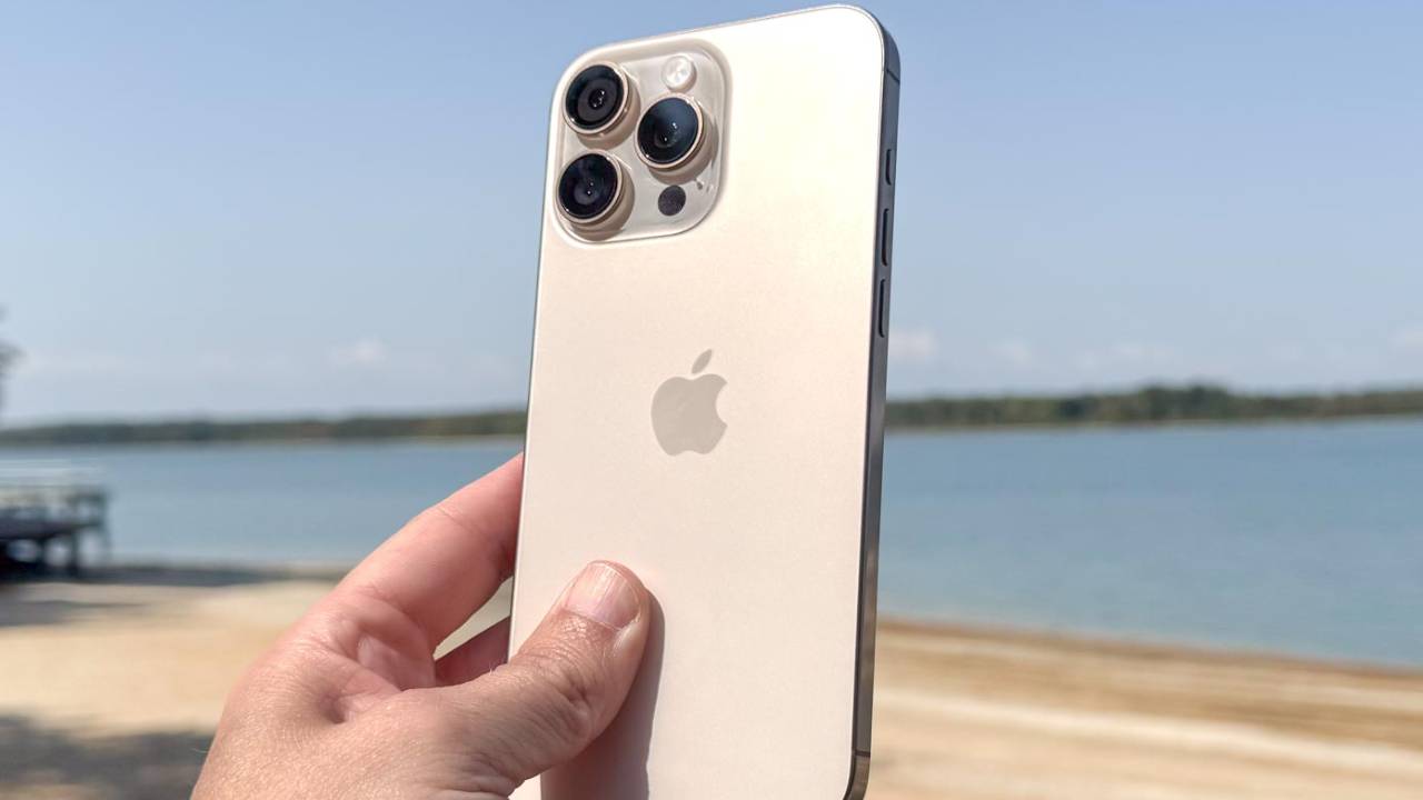 Apple iPhone 16 Pro Max