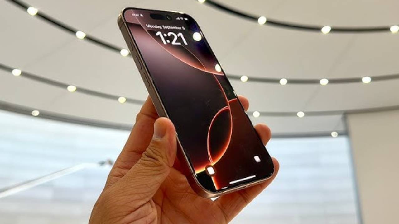 Apple iPhone 16 Pro Max