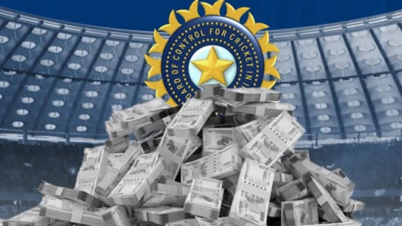 BCCI Bank Balance : బీసీసీఐ బ్యాంక్ బ్యాలెన్స్ ఎంతో తెలుసా? 2019లో 6వేల కోట్లు ఉండగా.. BCCI Bank Balance : బీసీసీఐ బ్యాంక్ బ్యాలెన్స్ ఎంతో తెలుసా? 2019లో 6వేల కోట్లు ఉండగా..