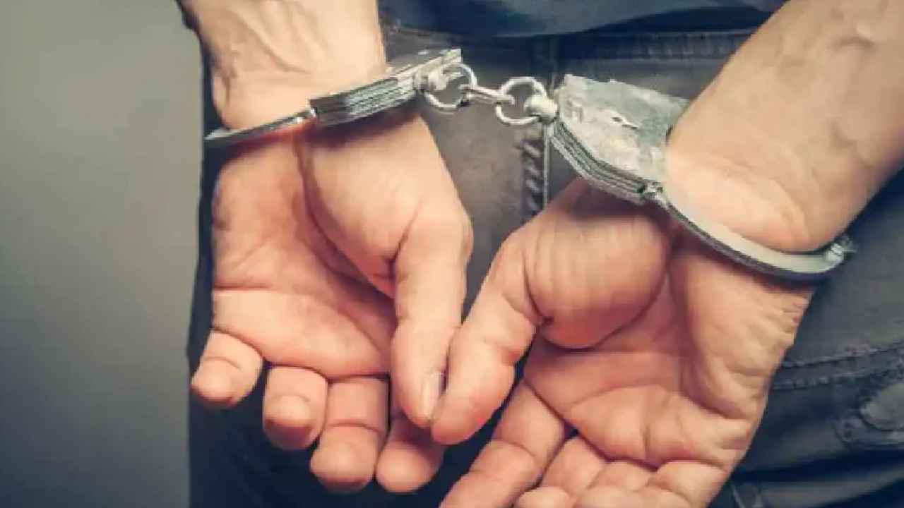 Dead Body In Musi: మూసీలో మృతదేహం కేసు.. వీడిన మిస్టరీ.. భార్యపై కన్నేశాడనే అనుమానంతో దారుణం.. Dead Body In Musi: మూసీలో మృతదేహం కేసు.. వీడిన మిస్టరీ.. భార్యపై కన్నేశాడనే అనుమానంతో దారుణం..