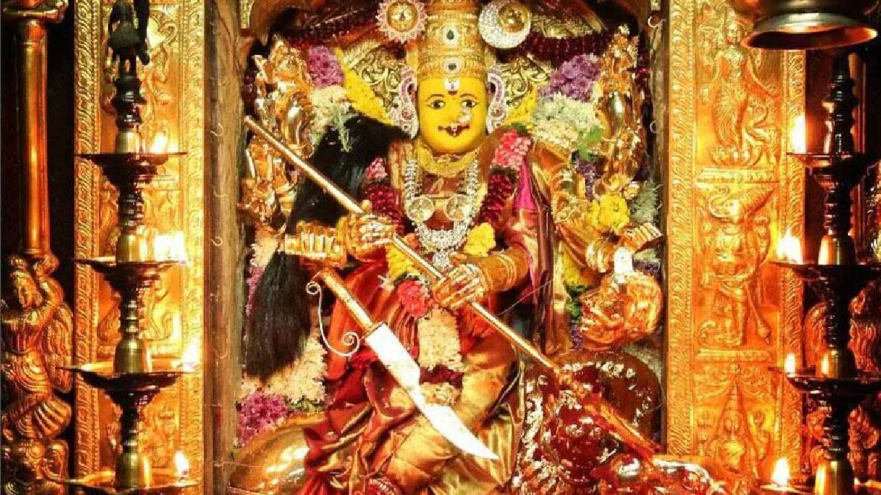 Devi Navaratrulu 2025: అమ్మవారి అత్యంత ఉగ్రరూపం మహిషాసురమర్దిని.. అమ్మవారి కథ చదివితే చాలు.. Devi Navaratrulu 2025: అమ్మవారి అత్యంత ఉగ్రరూపం మహిషాసురమర్దిని.. అమ్మవారి కథ చదివితే చాలు..