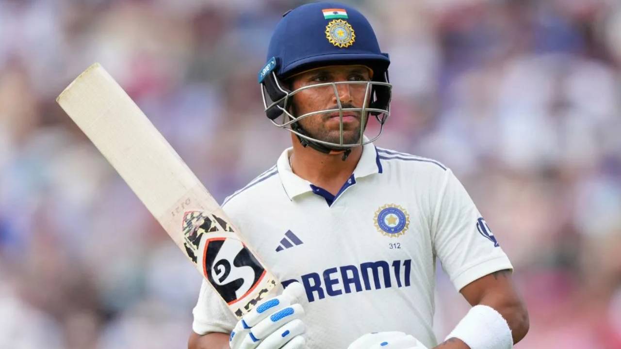 Dhruv Jurel ruled out : దులీప్ ట్రోఫీ సెమీస్కు ధ్రువ్ జురెల్ దూరం.. అతడి స్థానంలో ఎవరంటే..? Dhruv Jurel ruled out : దులీప్ ట్రోఫీ సెమీస్కు ధ్రువ్ జురెల్ దూరం.. అతడి స్థానంలో ఎవరంటే..?