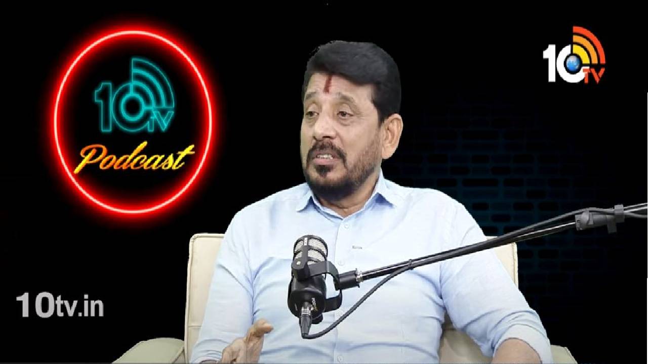 చిరంజీవిని దేవుడంటున్న దువ్వాడ శ్రీనివాస్ మరి పవన్ కల్యాణ్పై రగిలిపోతున్నారెందుకు? క్లారిటీ వచ్చేసింది.. చిరంజీవిని దేవుడంటున్న దువ్వాడ శ్రీనివాస్ మరి పవన్ కల్యాణ్పై రగిలిపోతున్నారెందుకు? క్లారిటీ వచ్చేసింది..