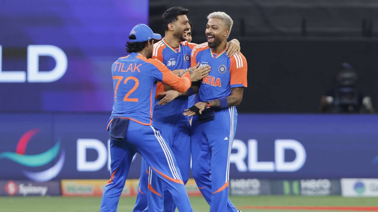 Hardik Pandya : ఒమన్తో మ్యాచ్.. హార్దిక్ పాండ్యాను ఊరిస్తున్న భారీ రికార్డు.. Hardik Pandya : ఒమన్తో మ్యాచ్.. హార్దిక్ పాండ్యాను ఊరిస్తున్న భారీ రికార్డు..