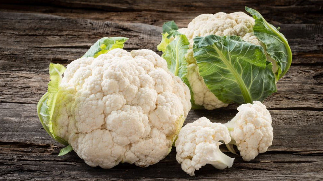 Cauliflower: కాలీఫ్లవర్ ఆరోగ్య ప్రయోజనాలు: గుండె, మెదడుకు ఆరోగ్యం.. కేవలం ఇలా మాత్రమే తినండి Cauliflower: కాలీఫ్లవర్ ఆరోగ్య ప్రయోజనాలు: గుండె, మెదడుకు ఆరోగ్యం.. కేవలం ఇలా మాత్రమే తినండి