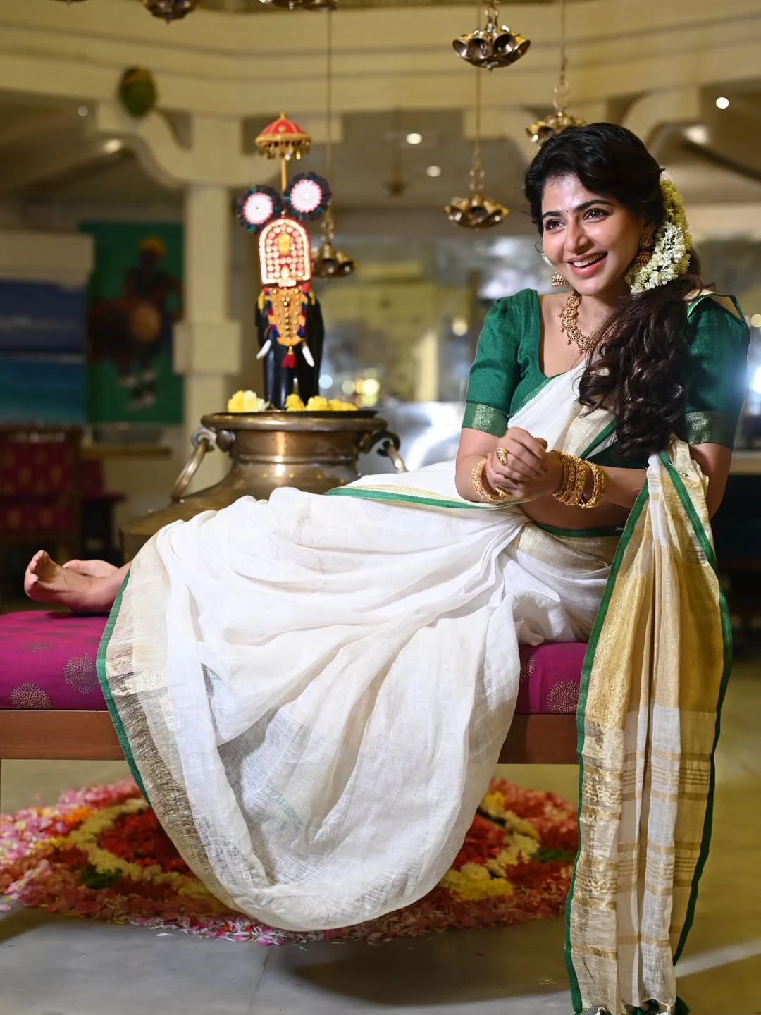 Iswarya Menon Stunning Looks on Onam Festival