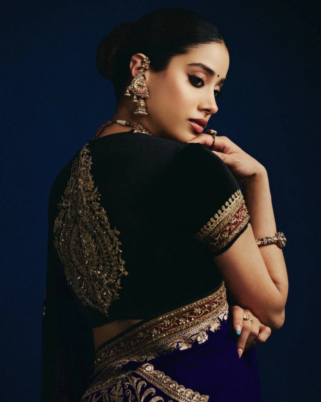 Janhvi Kapoor Wears her Mother Sridevi Saree