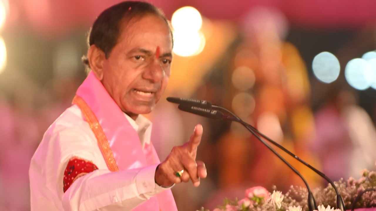 KCR: జూబ్లీహిల్స్ ఉపఎన్నిక.. రంగంలోకి గులాబీ బాస్ కేసీఆర్..! బీఆర్ఎస్ వ్యూహం ఏంటి? KCR: జూబ్లీహిల్స్ ఉపఎన్నిక.. రంగంలోకి గులాబీ బాస్ కేసీఆర్..! బీఆర్ఎస్ వ్యూహం ఏంటి?