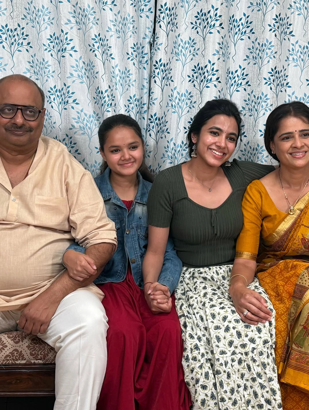Little Hearts Movie Working Stills