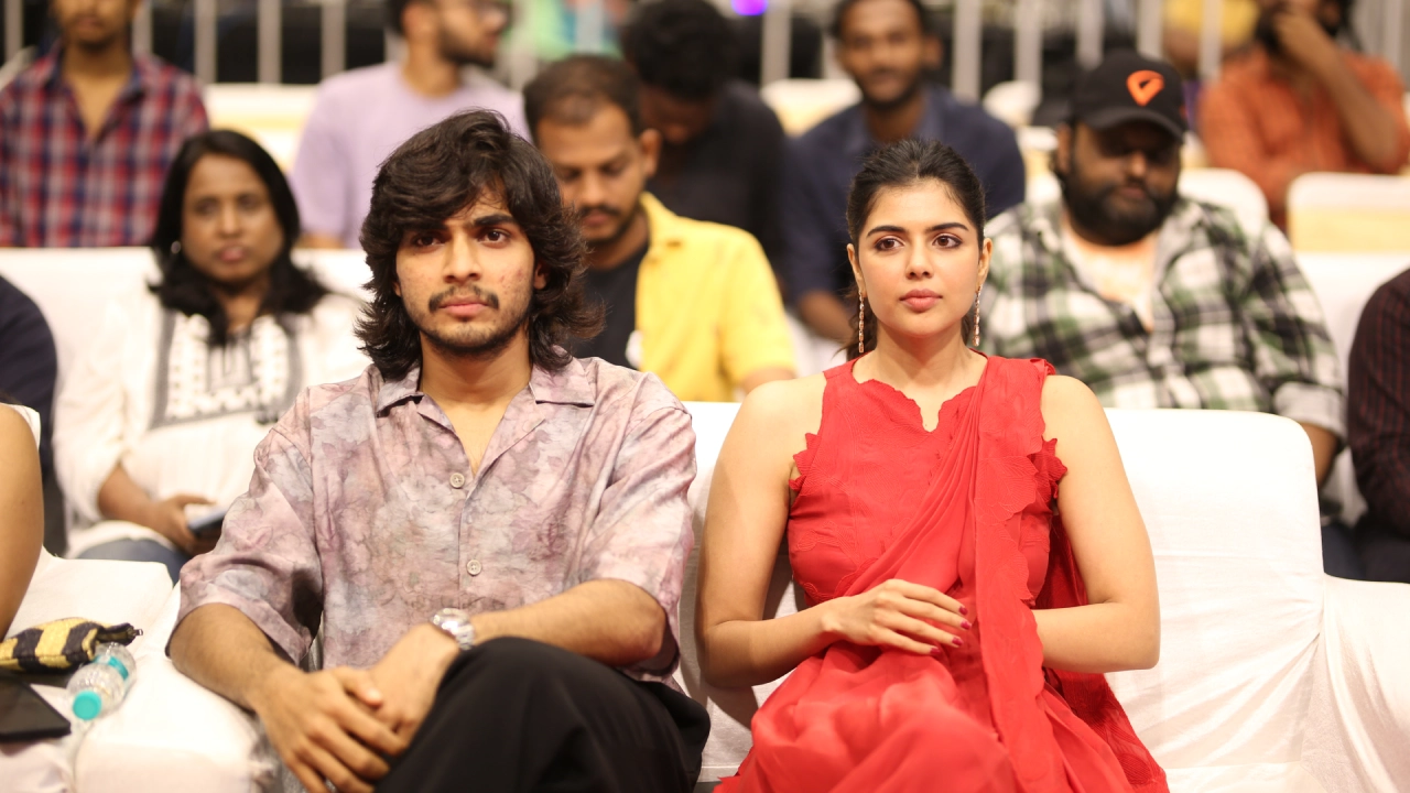 Dulquer Salmaan Kalyani Priyadarshan Lokah Chapter 1 Chandra Success Meet
