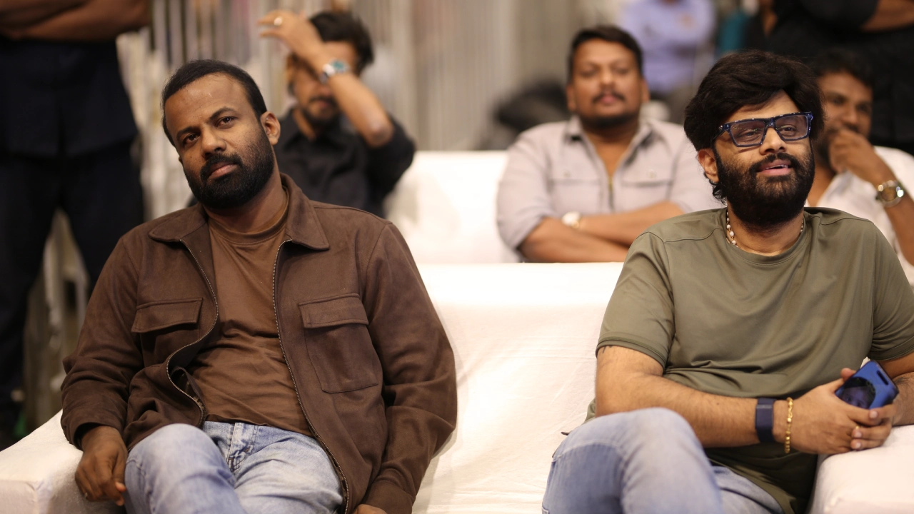Dulquer Salmaan Kalyani Priyadarshan Lokah Chapter 1 Chandra Success Meet