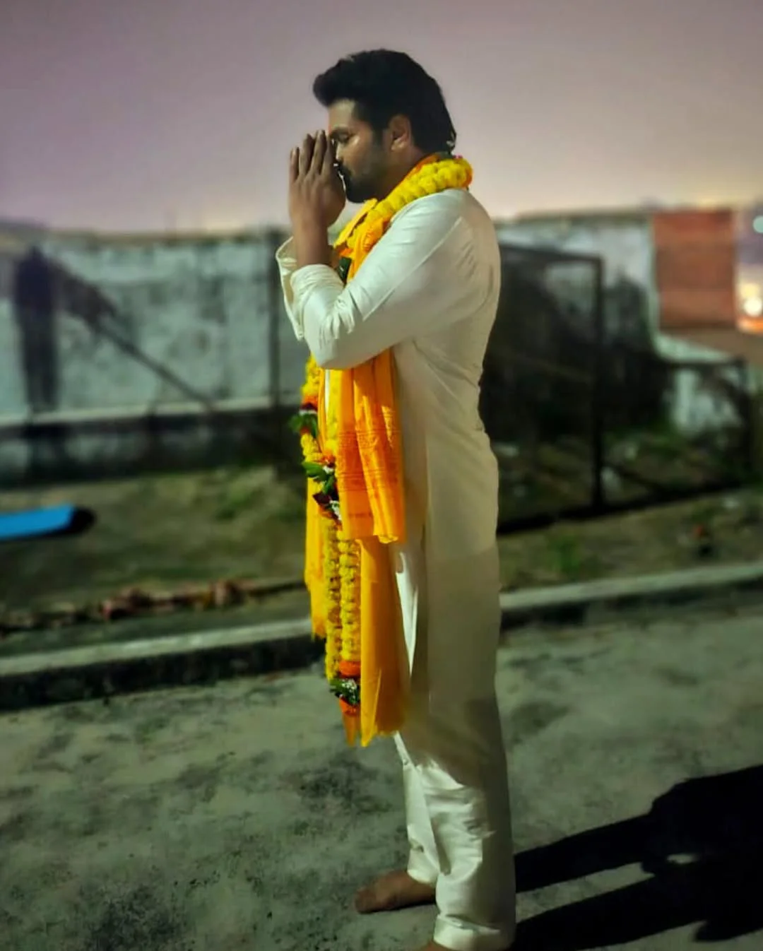 Manchu Manoj Visits Ayodhya Sri Rama Temple