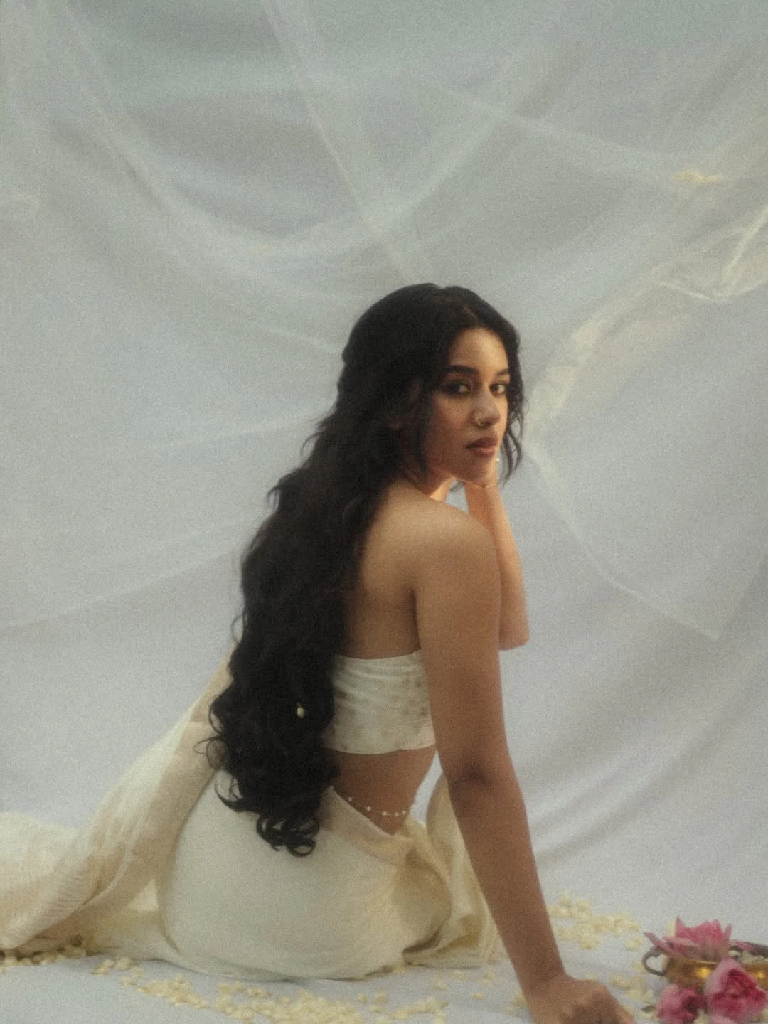 Mirnalini Ravi Sizzling Photos on Onam Festival